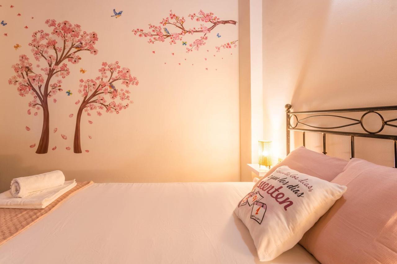 Macarena Muralla Encantada Apartment Севиля Екстериор снимка