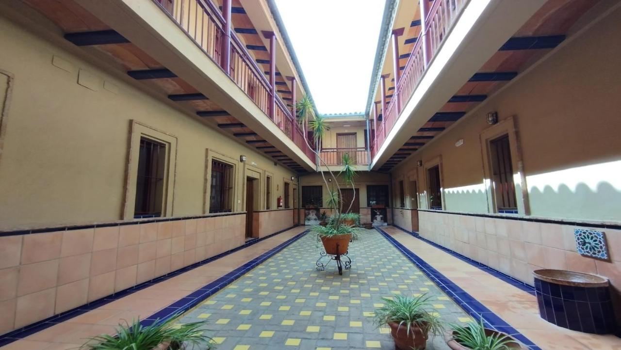 Macarena Muralla Encantada Apartment Севиля Екстериор снимка