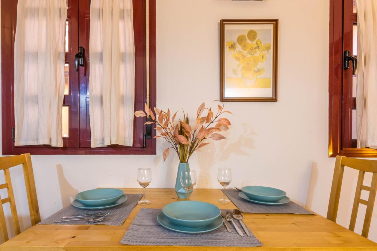 Macarena Muralla Encantada Apartment Севиля Екстериор снимка